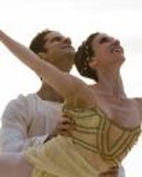 Luciana Paris Headshot