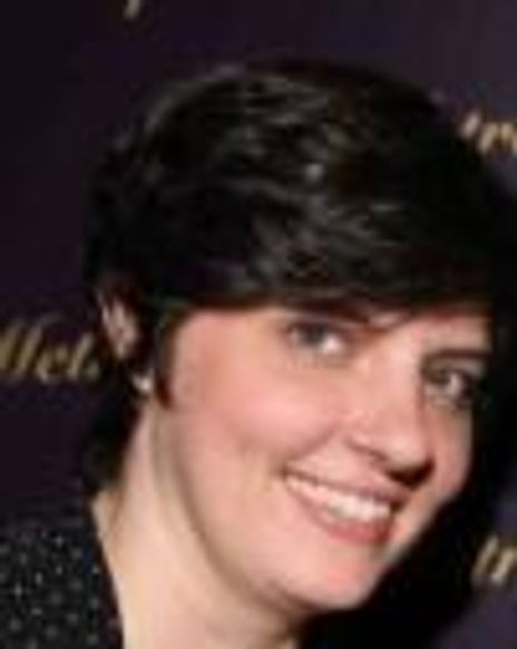 Rachel Hoyle Headshot