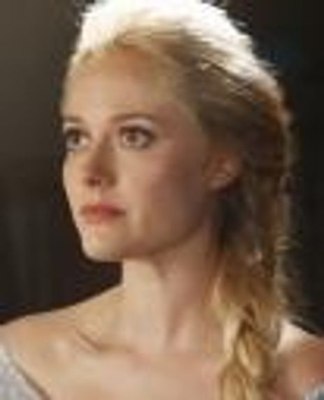 Georgina Haig Headshot