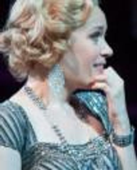 Cynthia Cook Headshot