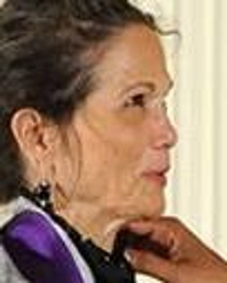 Julia Alvarez Headshot