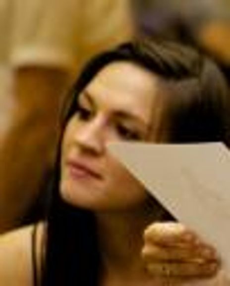 Laura Wright Headshot