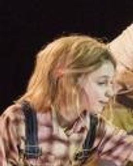 Eleanor Worthington-Cox Headshot