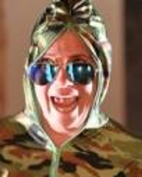 Lydia Hodges Headshot