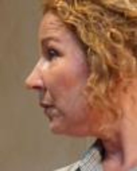 Linda Ianuzzi Headshot