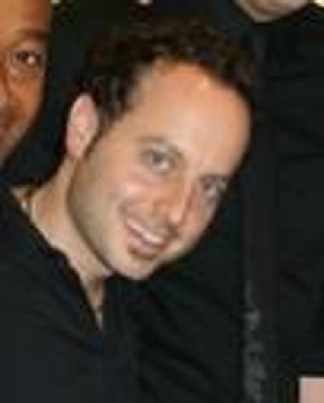 Adam Fischel Headshot