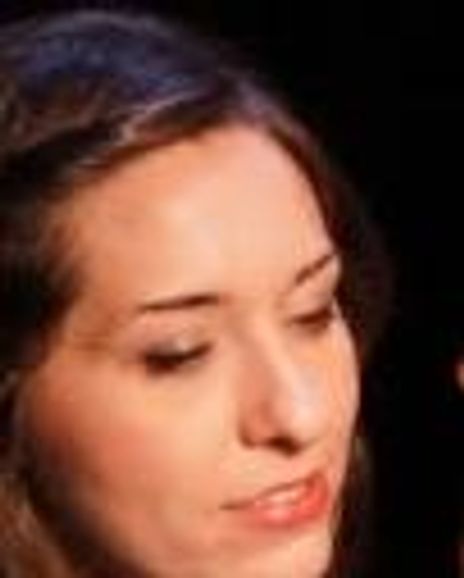 Elysia Segal Headshot