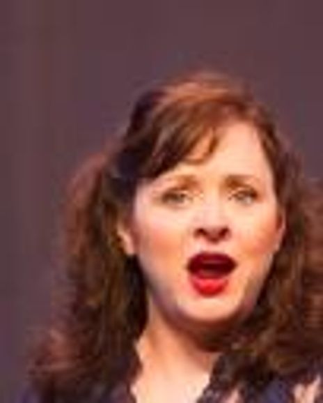 Alicia Berneche Headshot