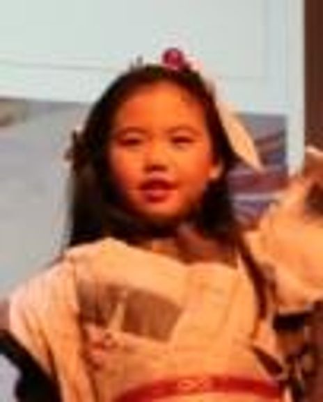 Cecilia Chen Headshot