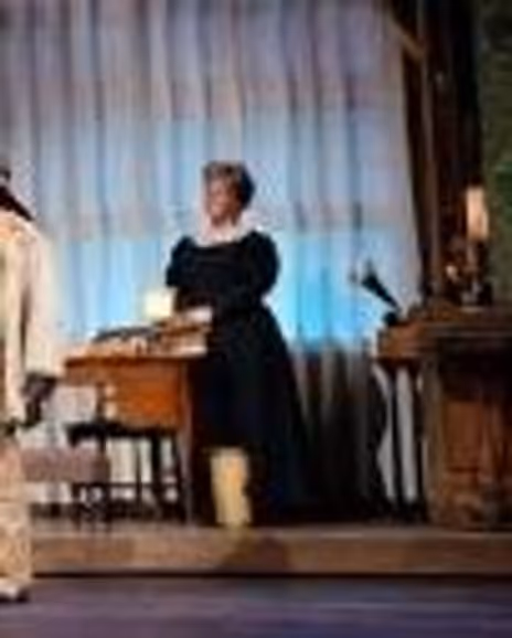 Susan E Boland Headshot