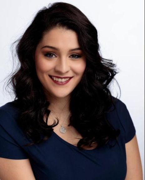 Laurel Melina Headshot