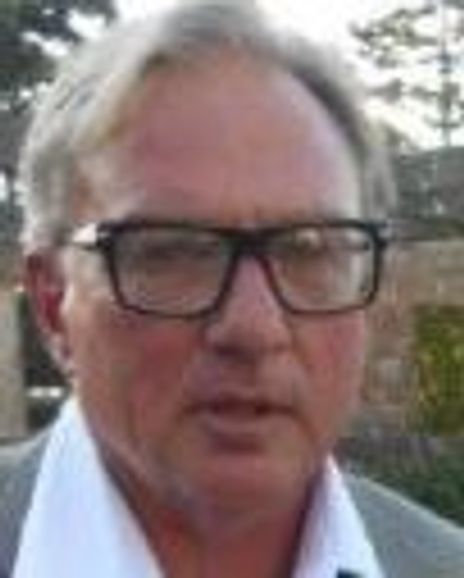 Tom Edmonds Headshot