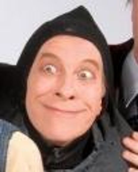 Evan Howells Headshot