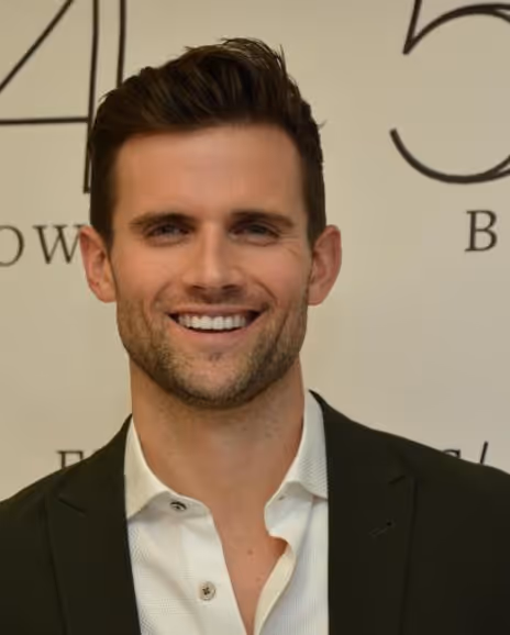 Kyle Dean Massey Headshot