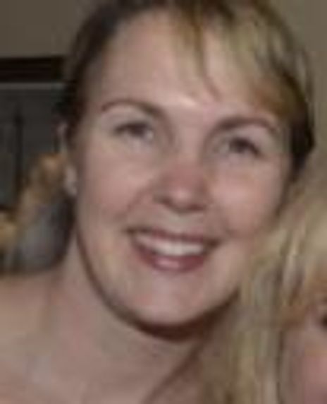 Elizabeth LaCause Headshot