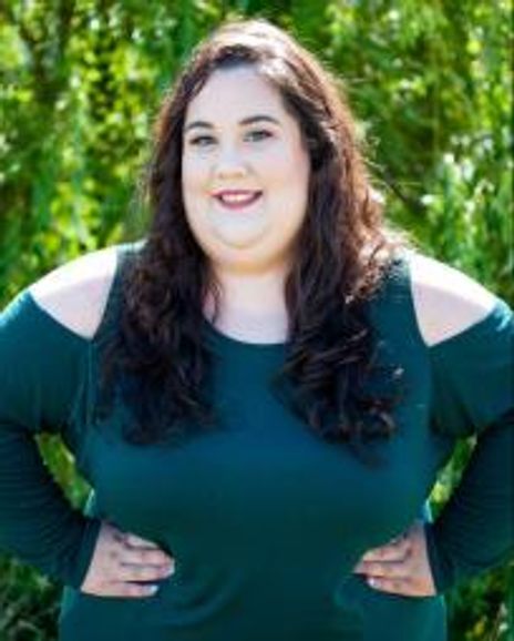 Michelle Abad Headshot