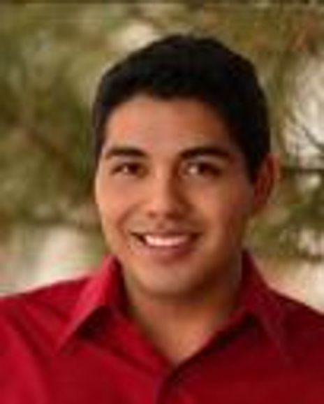 Miguel Martimen Headshot