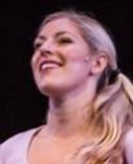 Christina Laschuk Headshot