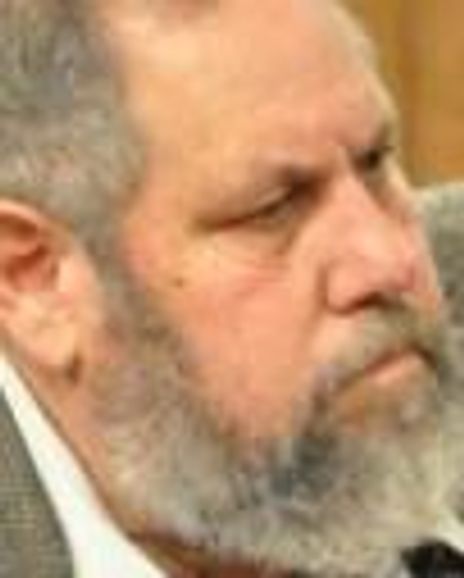 Michael Dresdner Headshot