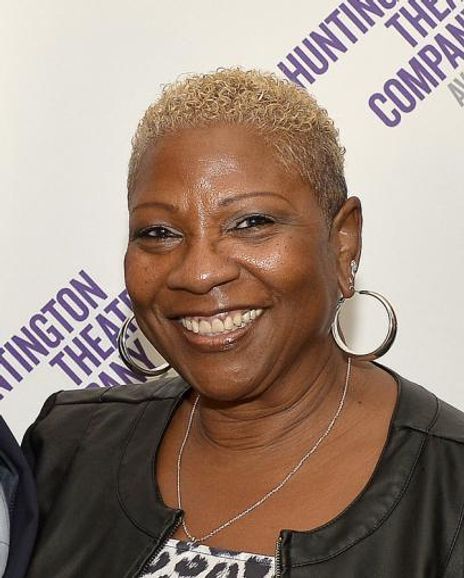 Pamela Warner Headshot