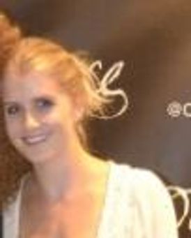 Dani de Waal Headshot