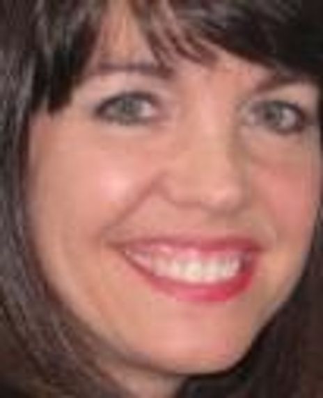 Deborah Lynn Headshot