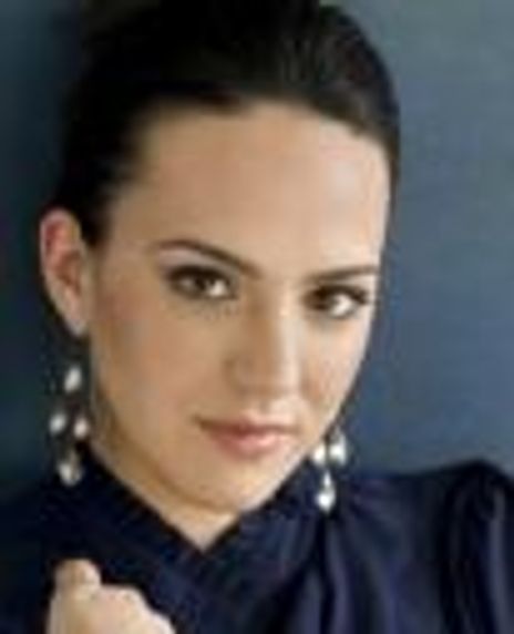 Daniela Mack Headshot