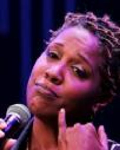 Toscha Comeaux Headshot