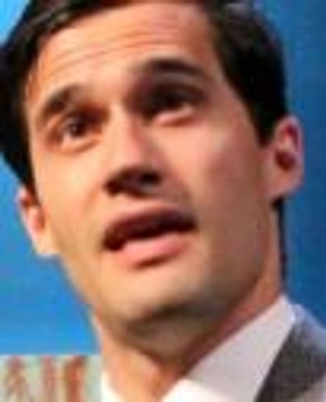 Daniel Fagan Headshot