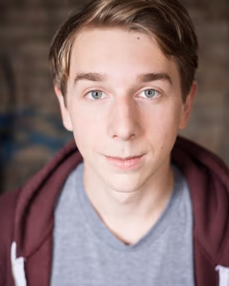 Noah Evans Arnold Headshot