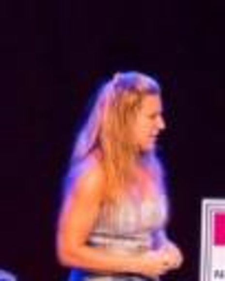 Allison Julie Headshot