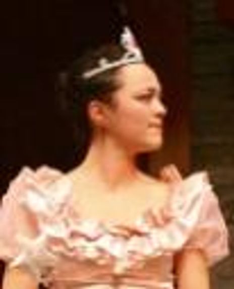 Midori Iwama Headshot