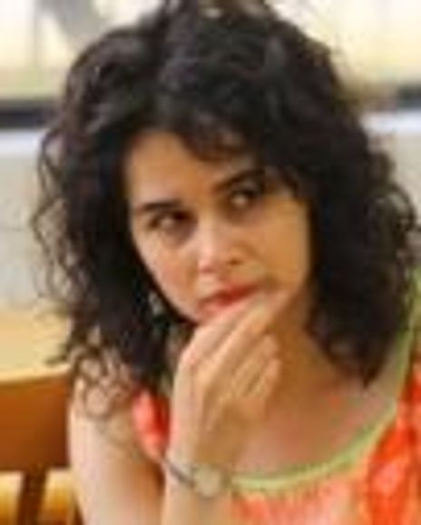 Rachel Sullivan Headshot