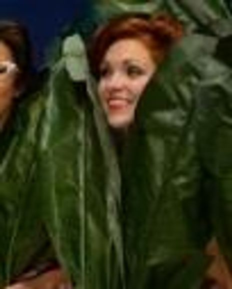 Ashley Lanyon Headshot