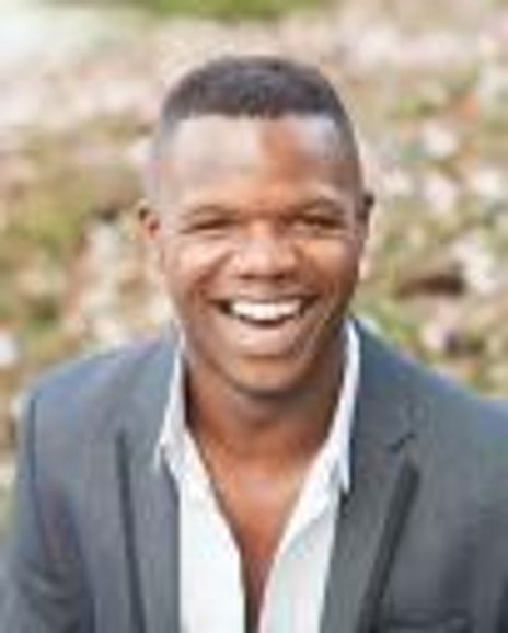 Tory Devon Smith Headshot