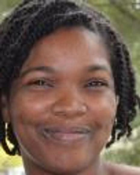 Kelly Renee Armstrong Headshot