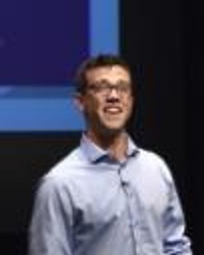 Jordan Ahnquist Headshot