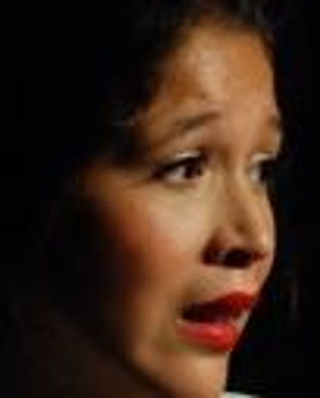 Jillian K Waters Headshot