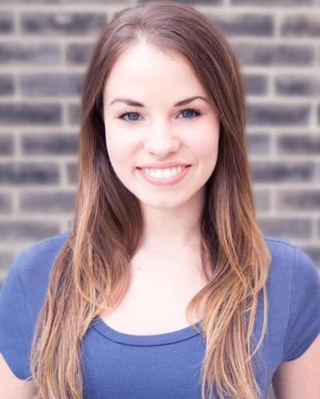 Emily Tate Headshot