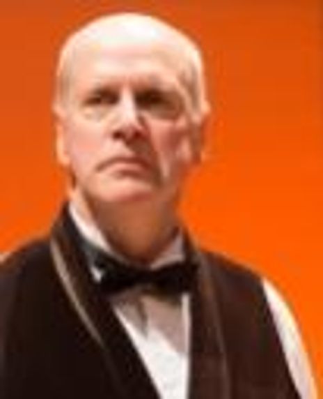 Ashton Carter Headshot