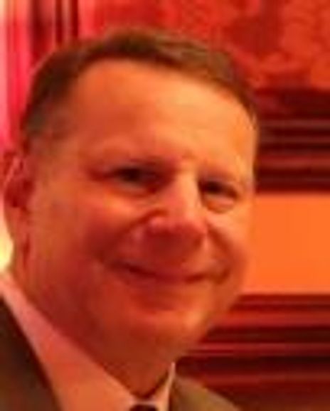 Steven Bensinger Headshot