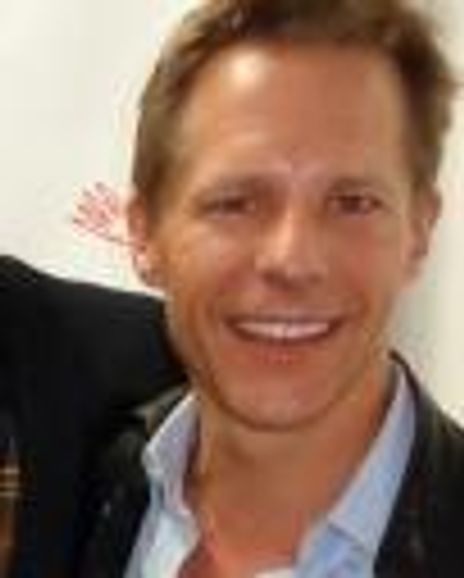 Brad Comisar Headshot