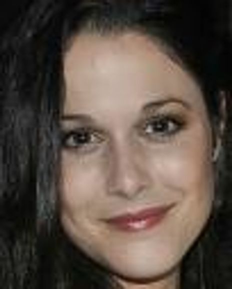 Elizabeth Watson Headshot