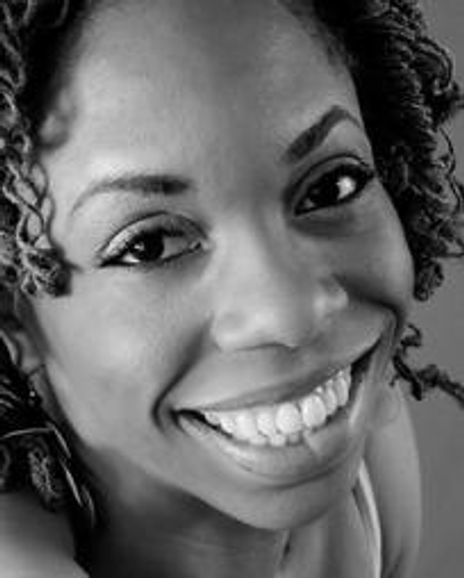 Lindsey Jolyn Jackson Headshot