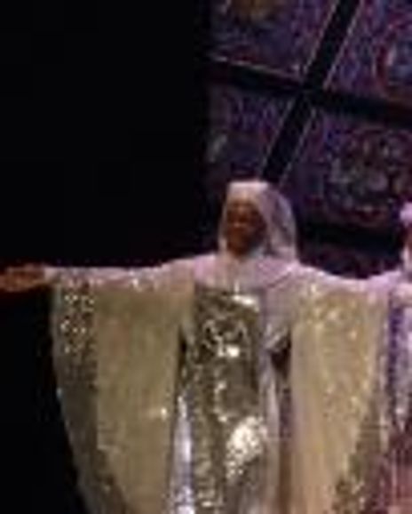 Sarah Michelle Cuc Headshot