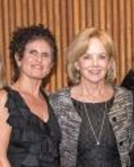 Heather Singarella Headshot