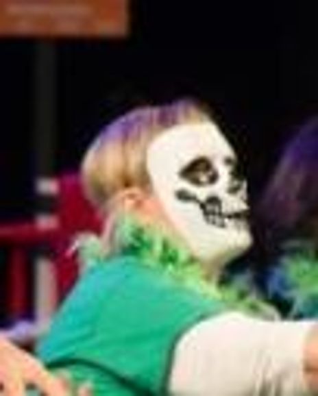 Frost Travis Headshot