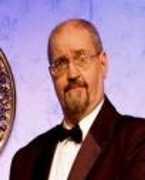 Russell Fish Headshot