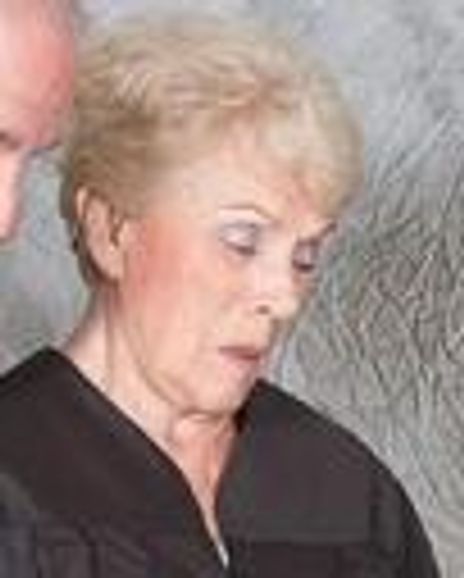 Eve Connolly Headshot