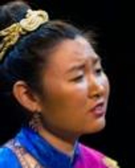 Kristen Choi Headshot